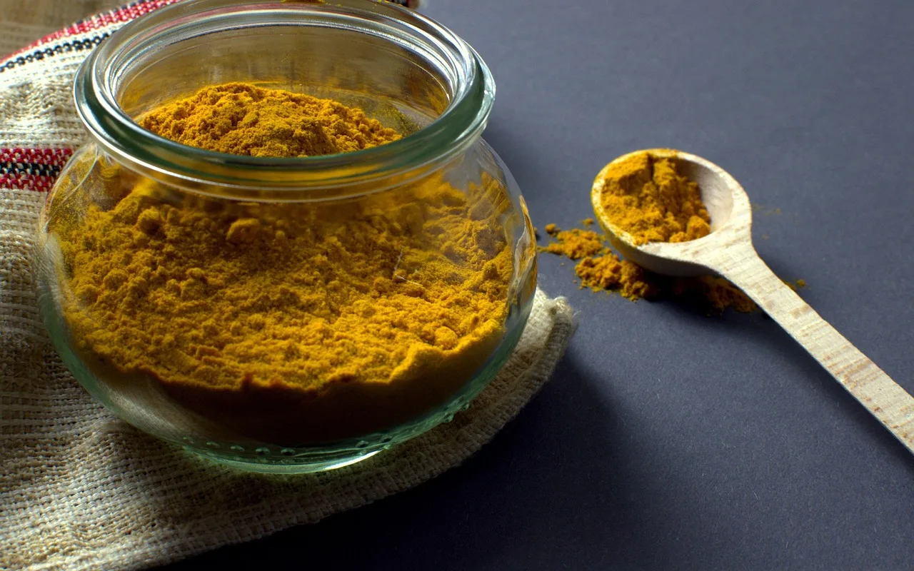 turmeric, manson jar, spoon, food, spice, condiment, kitchen, ingredient, seasoning, powder, indian, culinary, turmeric, turmeric, turmeric, turmeric, turmeric. How to compare artisan condiment jars by unit price and per serving