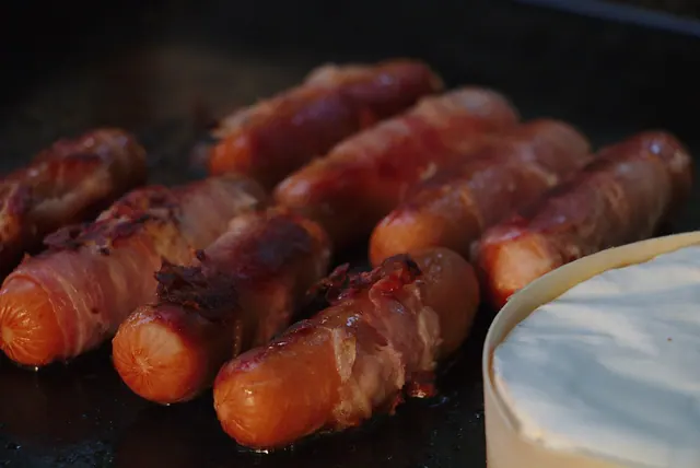 sausage, bacon, bbq, barbecue, meat, hot, sauce, food