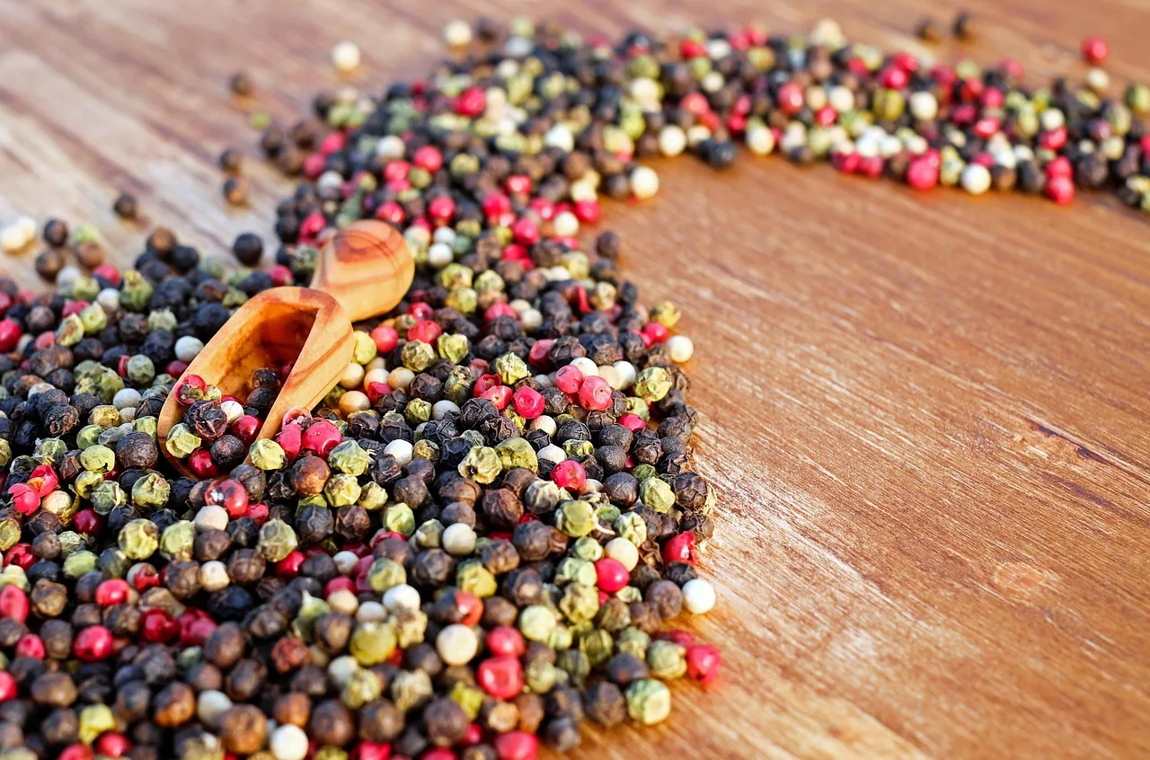peppercorns, seasoning, spices, condiment, flavoring, ingredient, peppercorns, peppercorns, peppercorns, seasoning, seasoning, seasoning, seasoning, seasoning. How to judge evidence in condiment case studies