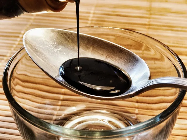 sauce, soy sauce, spoon, tablespoon, spice, cook, ingredient, cooking ingredients, shell, key, food, chinese, asian, taste, salty, spicy, soy sauce, soy sauce, soy sauce, soy sauce, soy sauce. One production-tasting checklist that catches sauce drift before customers do