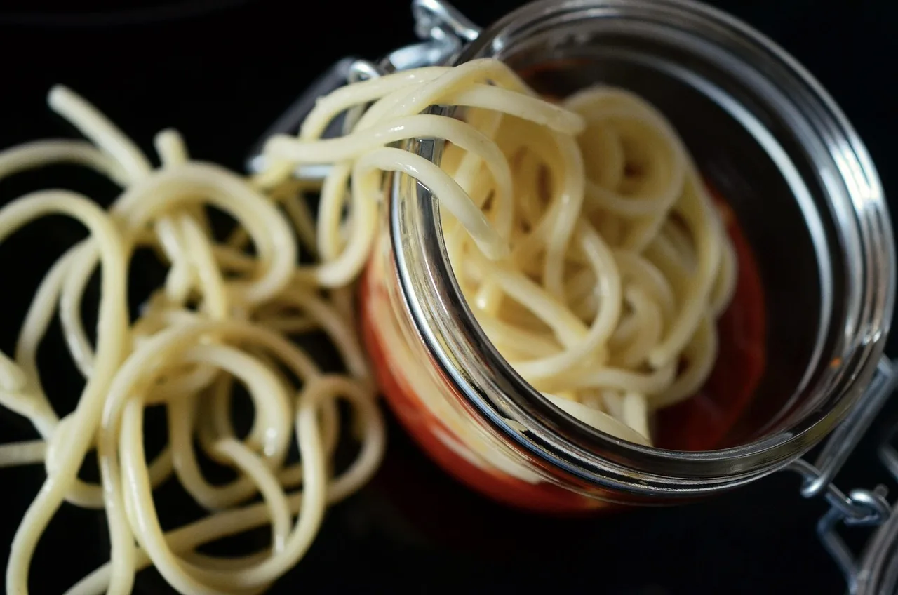 spaghetti, pasta, glass, mason jar, tomato sauce, container, noodles, meal, food, italian, cook, dish, carbohydrates, yummy. Before you buy independent sauce brands online, check what the listing owes you